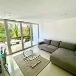 Apartment Mrm *