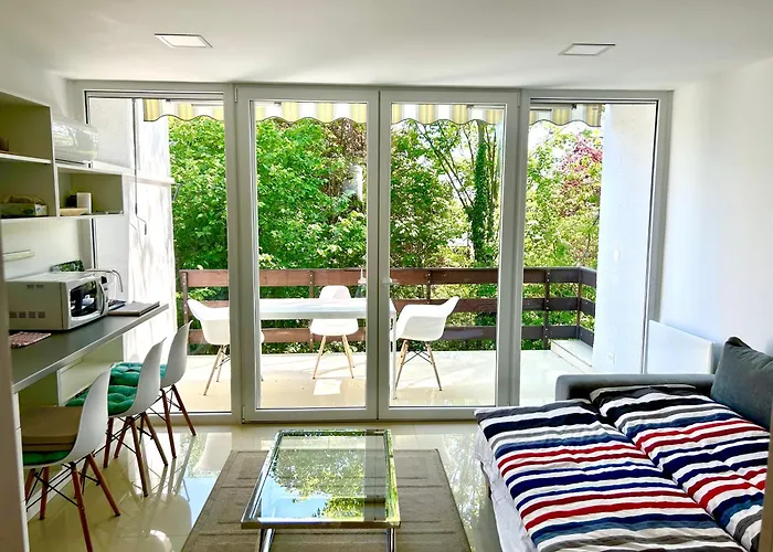 Mrm 아파트 티하니